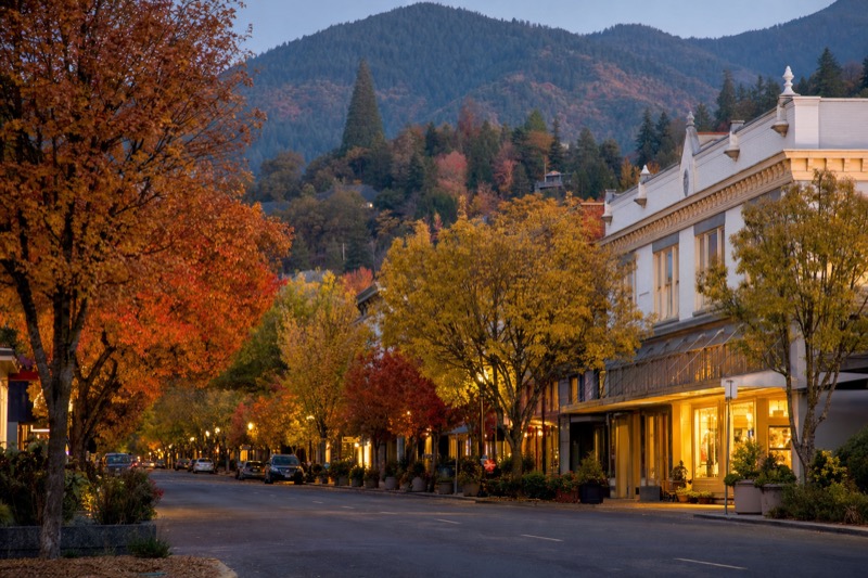 Tree-lined downtown Ashland blocks near shops and evening walks