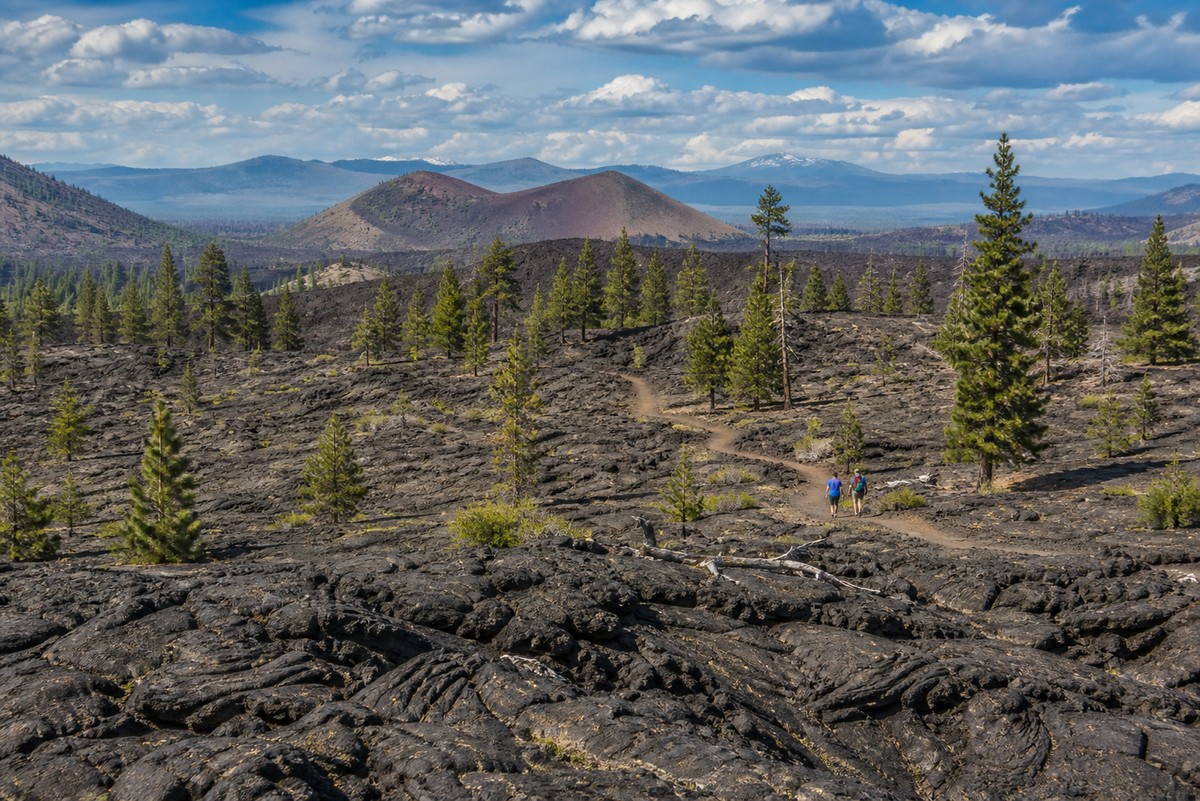 Volcanic lava terrain and ponderosa pines south of Bend