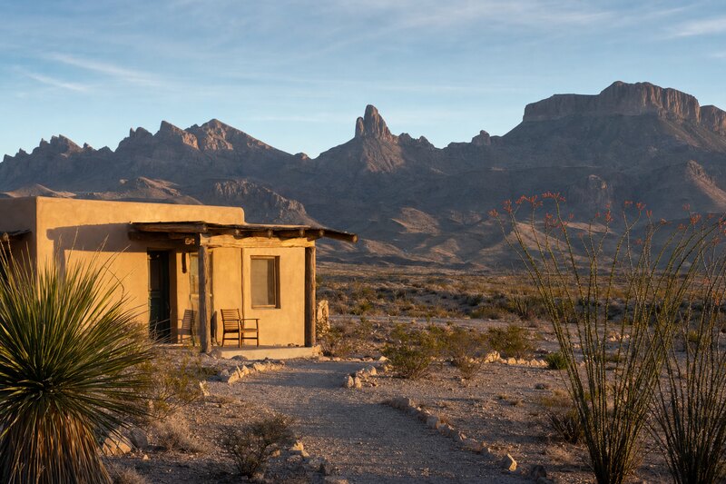 Contextual desert casita near the Big Bend gateways