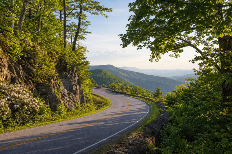 Highway 276 climbing toward Caesars Head