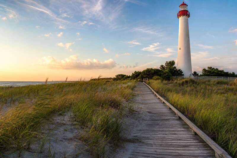Use the lighthouse for contrast