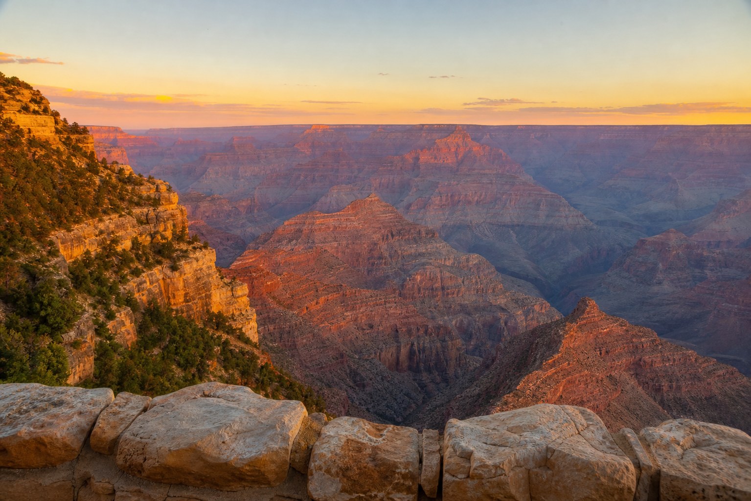 South Rim sunrise view across Grand Canyon National Park