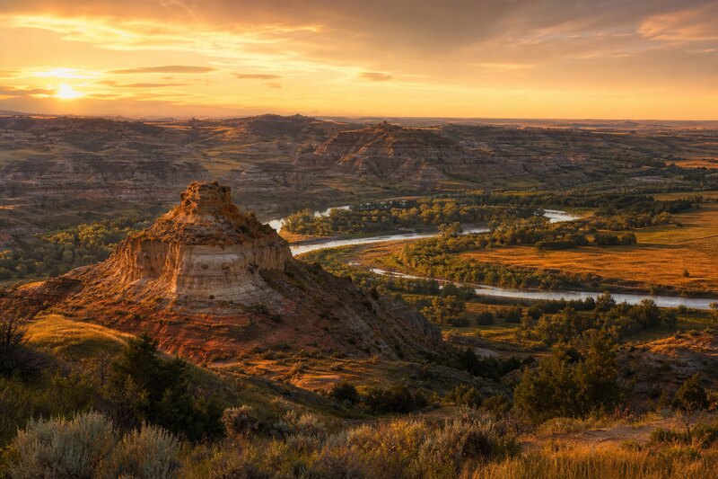 Medora weekend scene