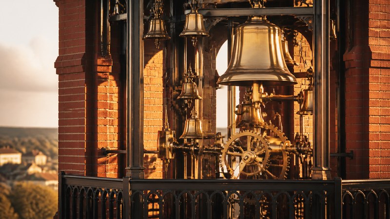 Hear and see the Glockenspiel
