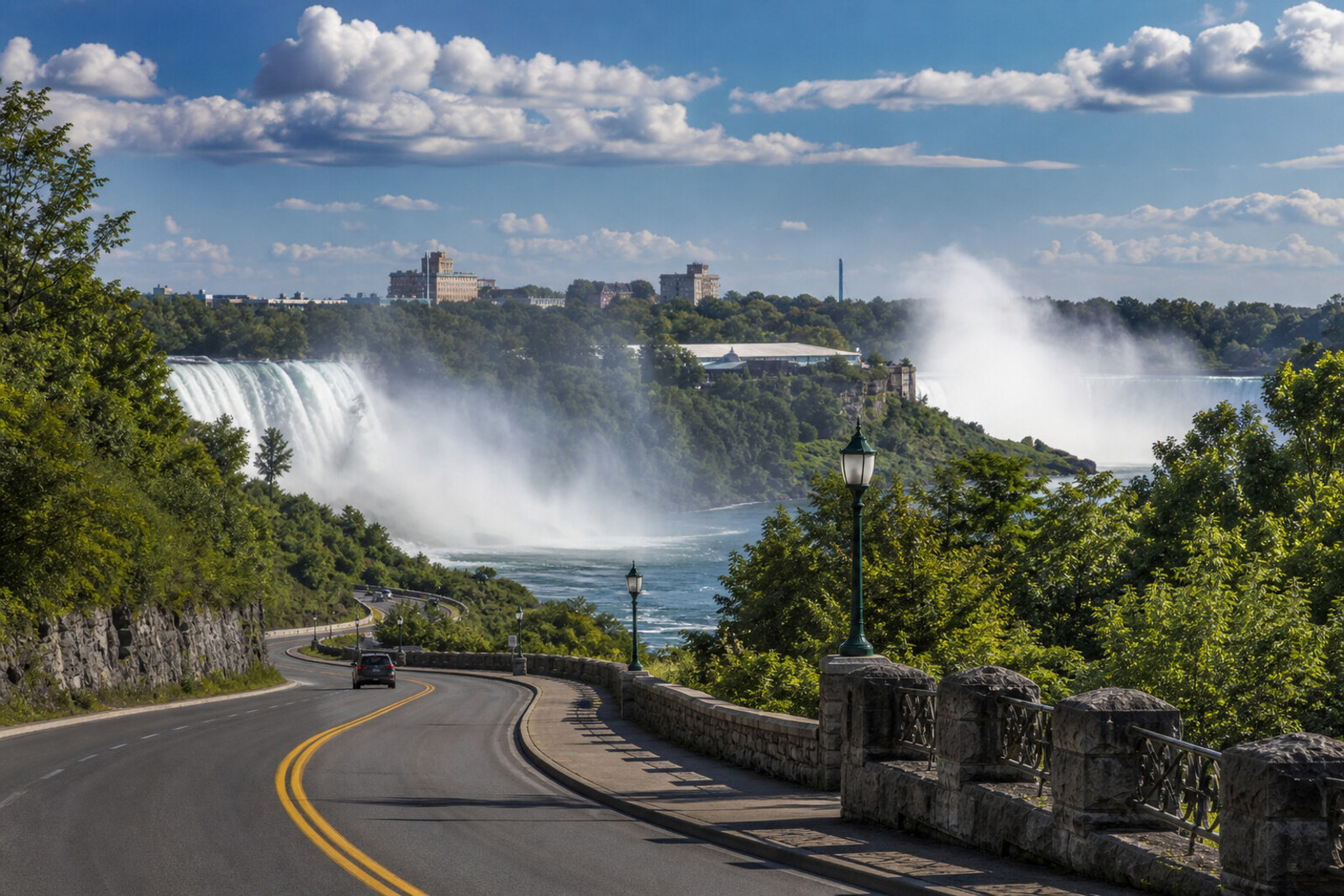 Road trip arrival toward Niagara Falls State Park