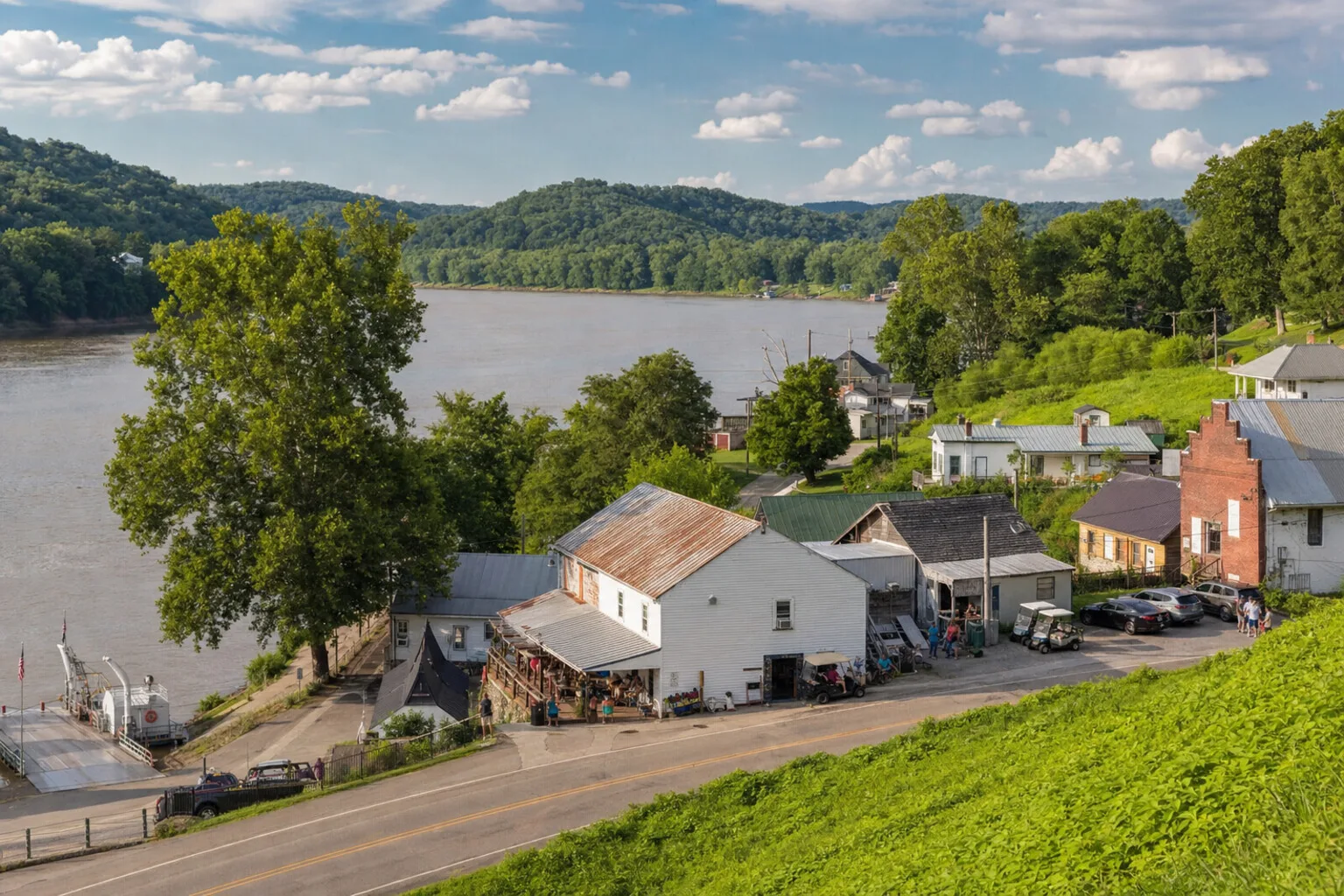 Rabbit Hash weekend scene