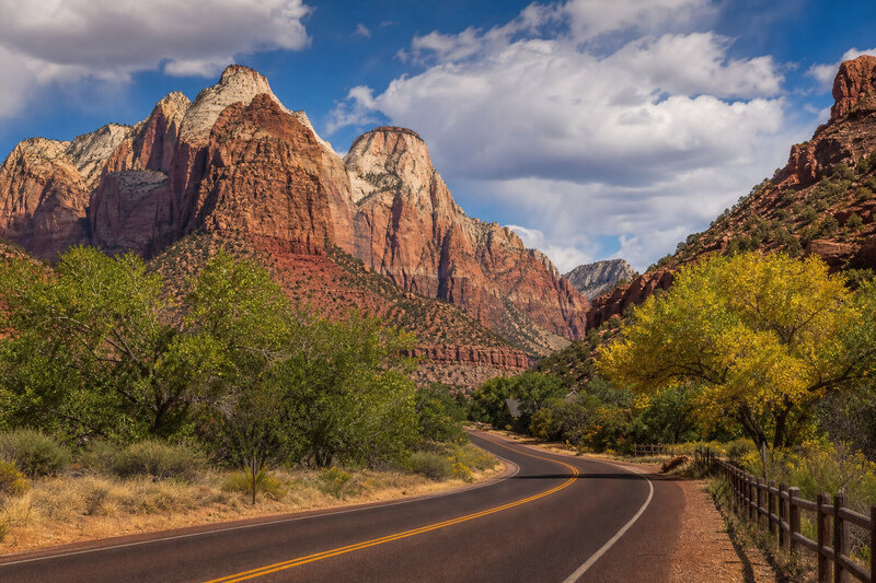 Scenic arrival drive into Springdale