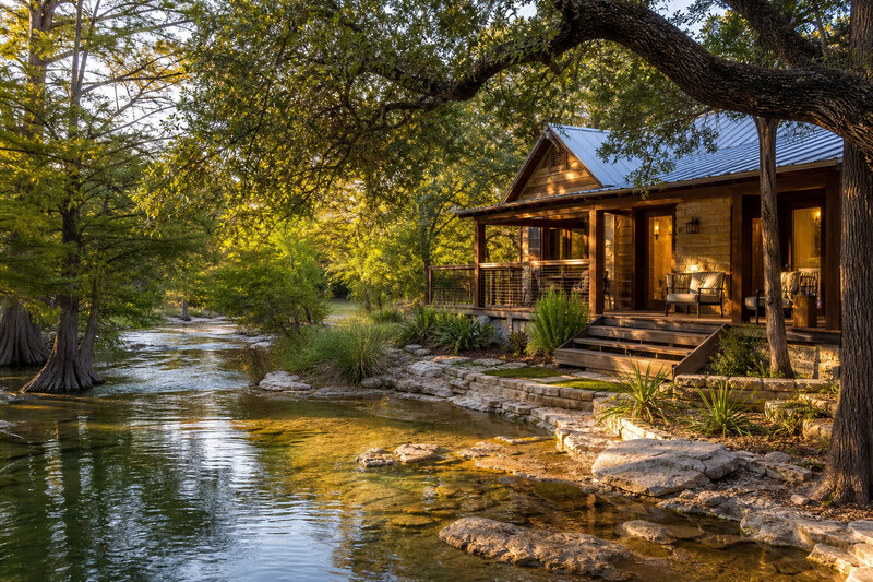 Creekside cabin stay near Wimberley